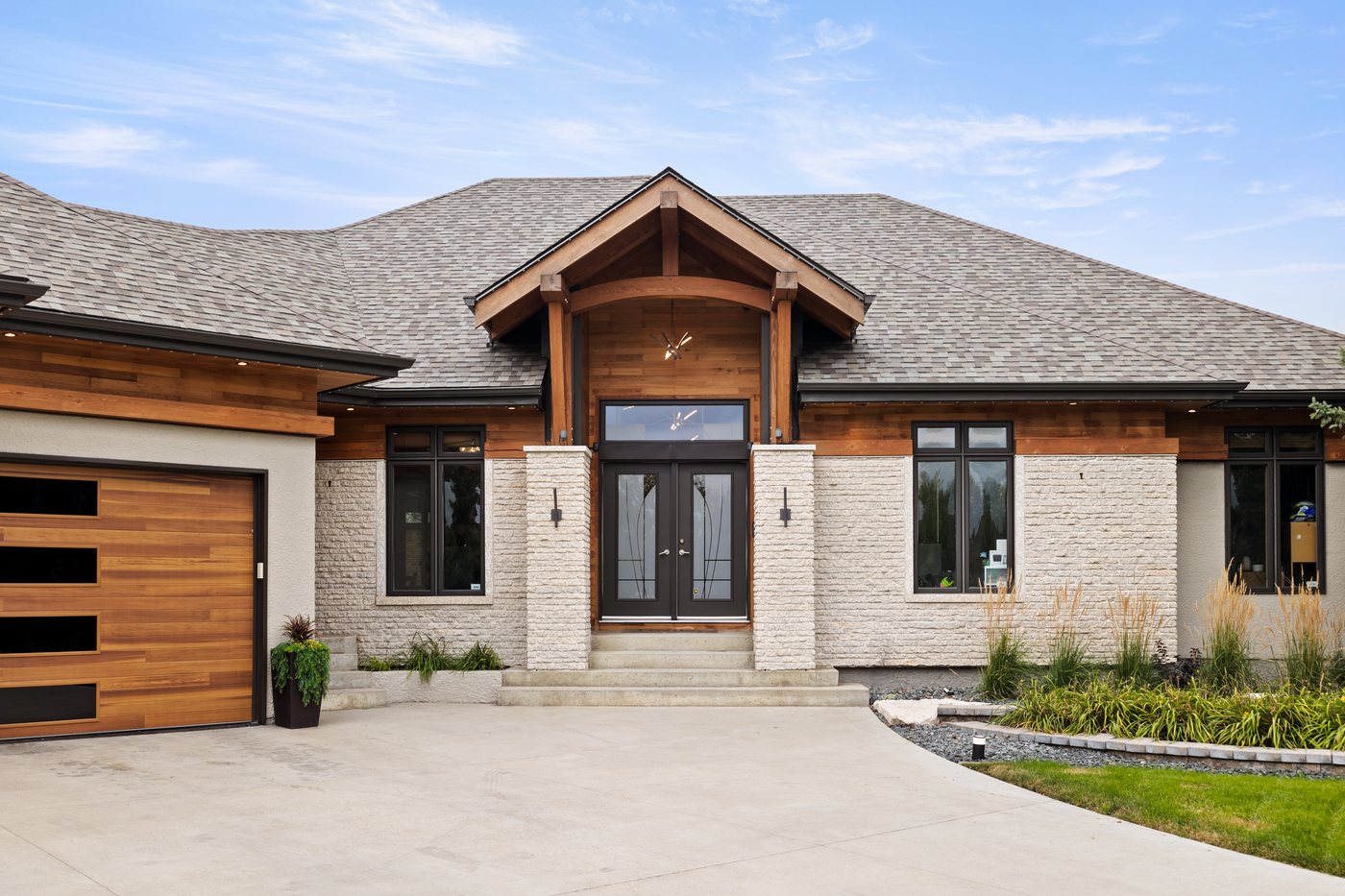 Harvey House custom home exterior, East St. Paul